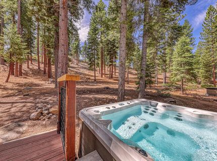 1623 Deer Path, Truckee, CA 96161 Photo
