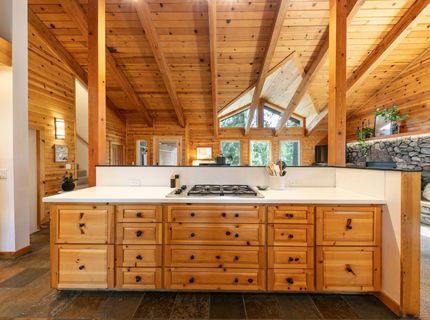 1623 Deer Path, Truckee, CA 96161 Photo