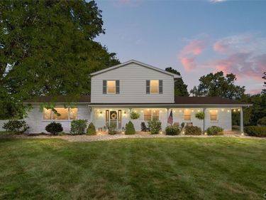 625 Deerfield Drive, Oneida, NY 13421