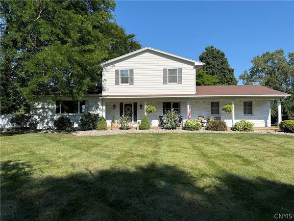 625 Deerfield Drive, Oneida, NY 13421