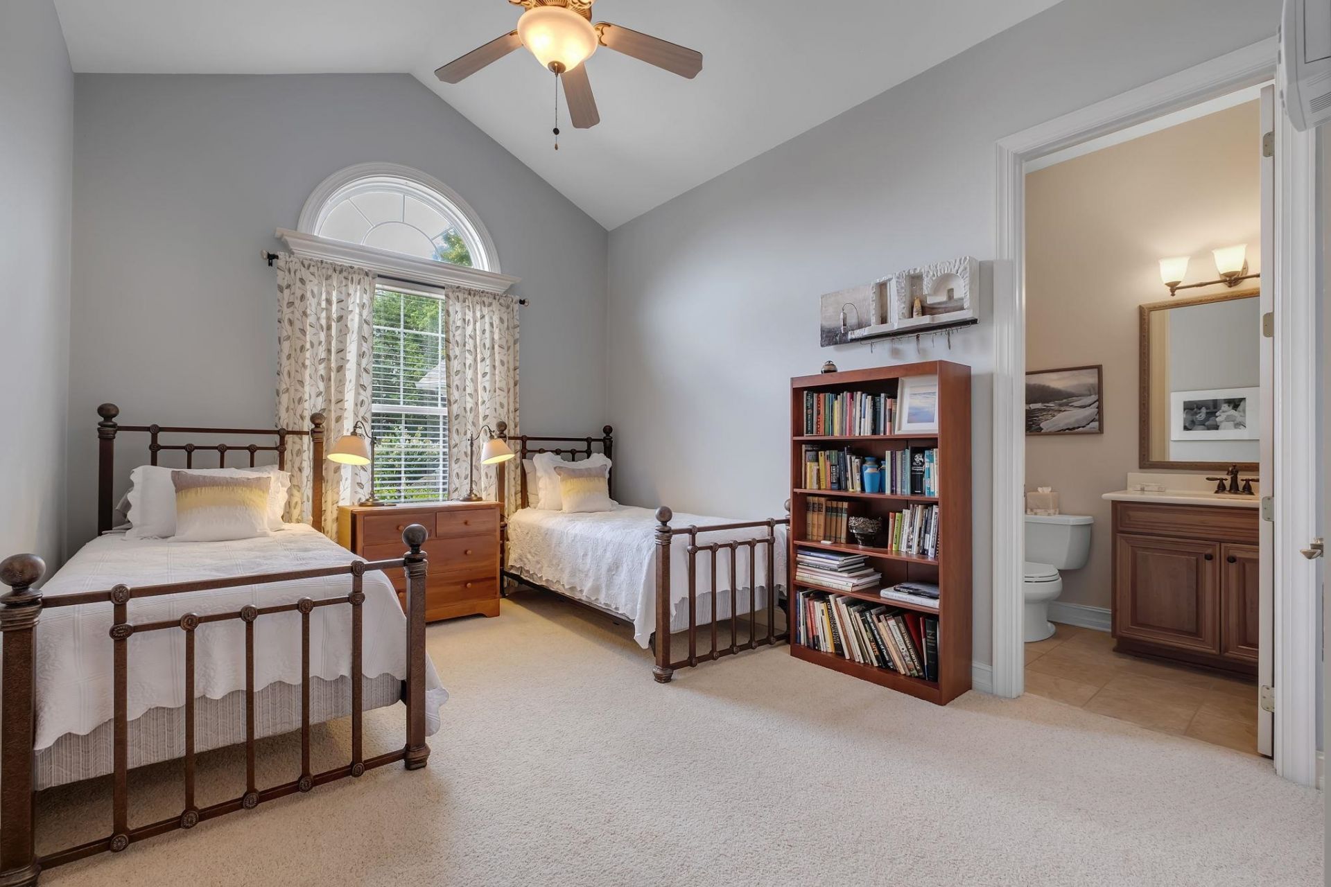 3129 Rue Royale, Tallahassee, FL 32308 Photo