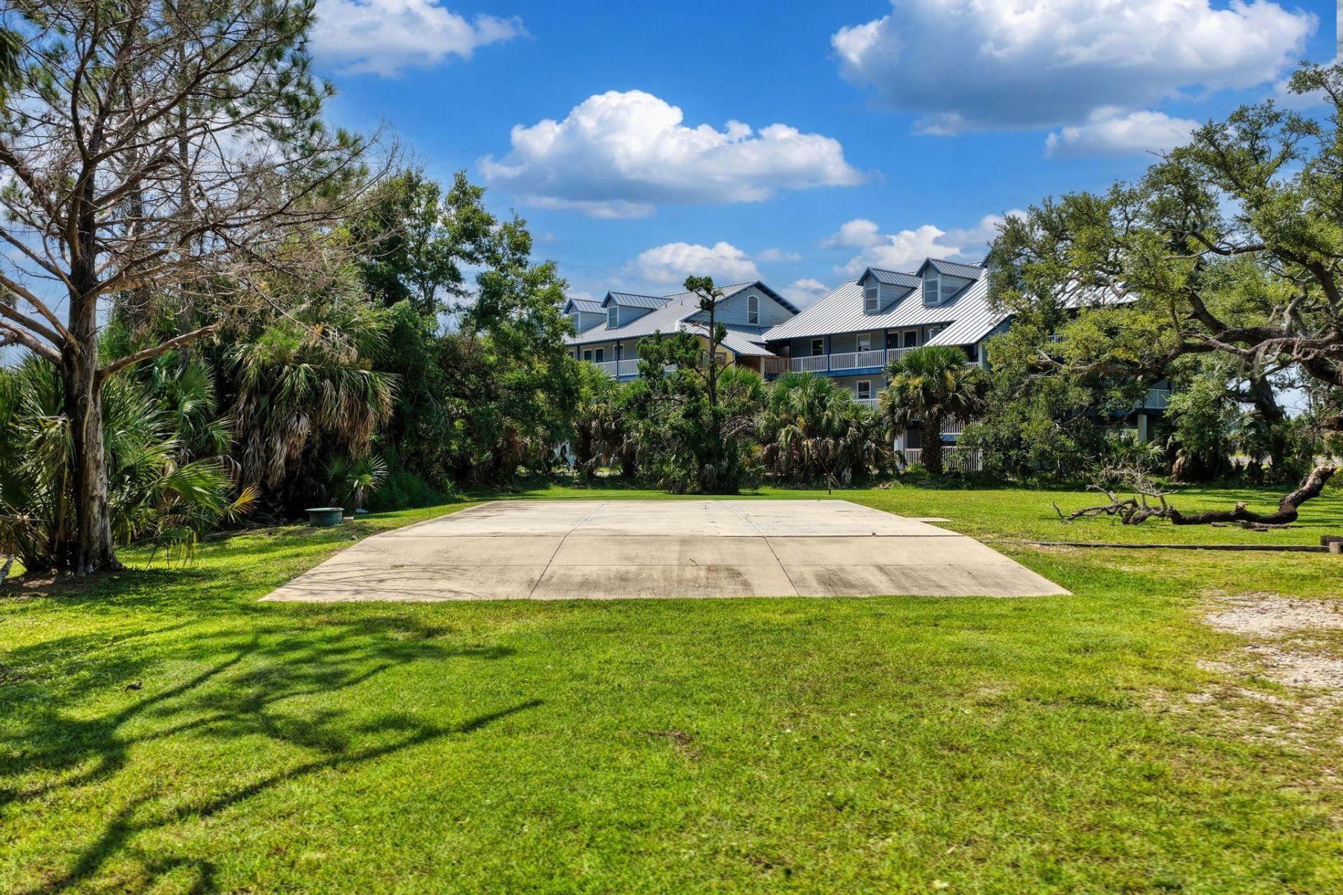 8 NW Second Street , Steinhatchee, FL 00000 Photo