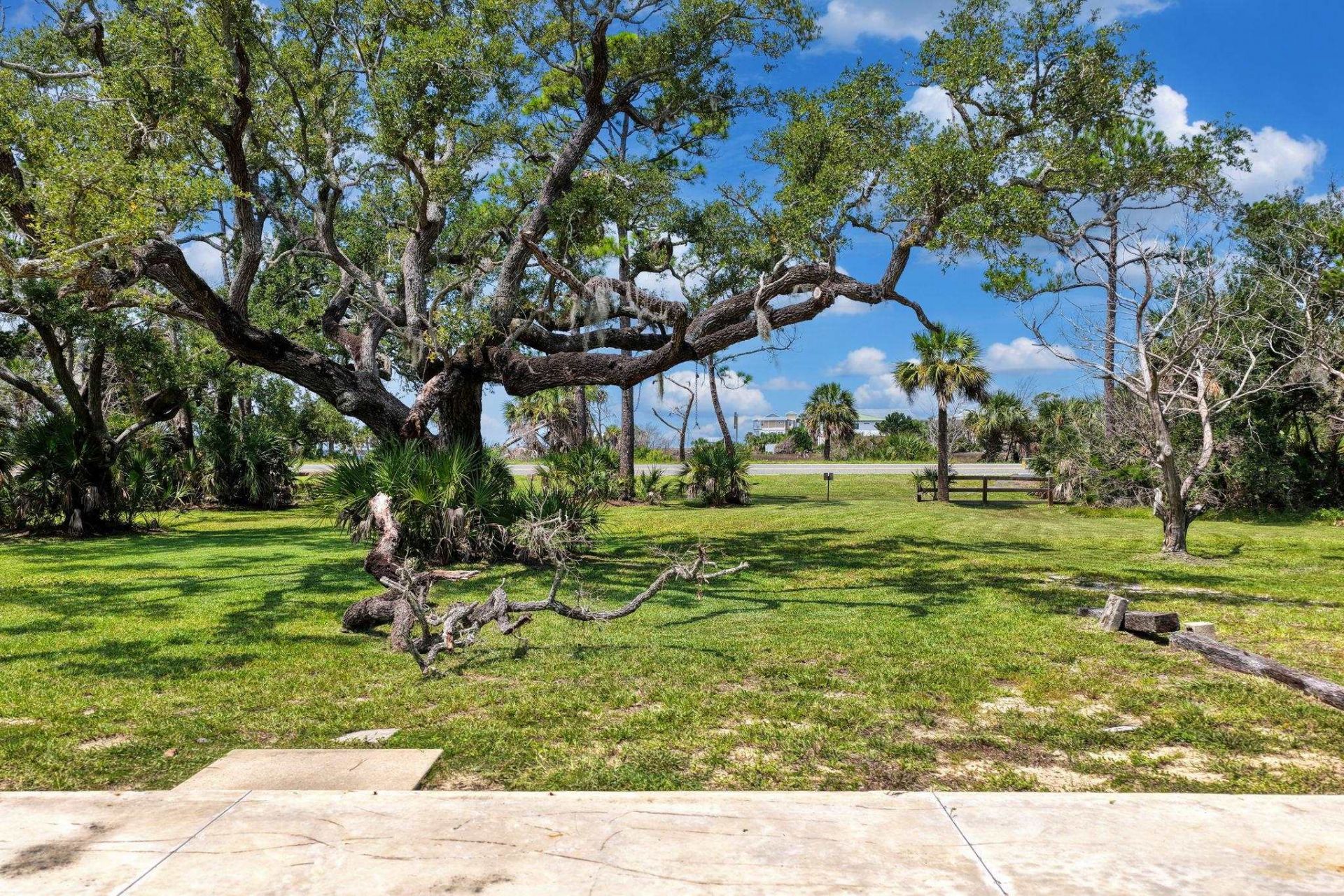 8 NW Second Street , Steinhatchee, FL 00000 Photo