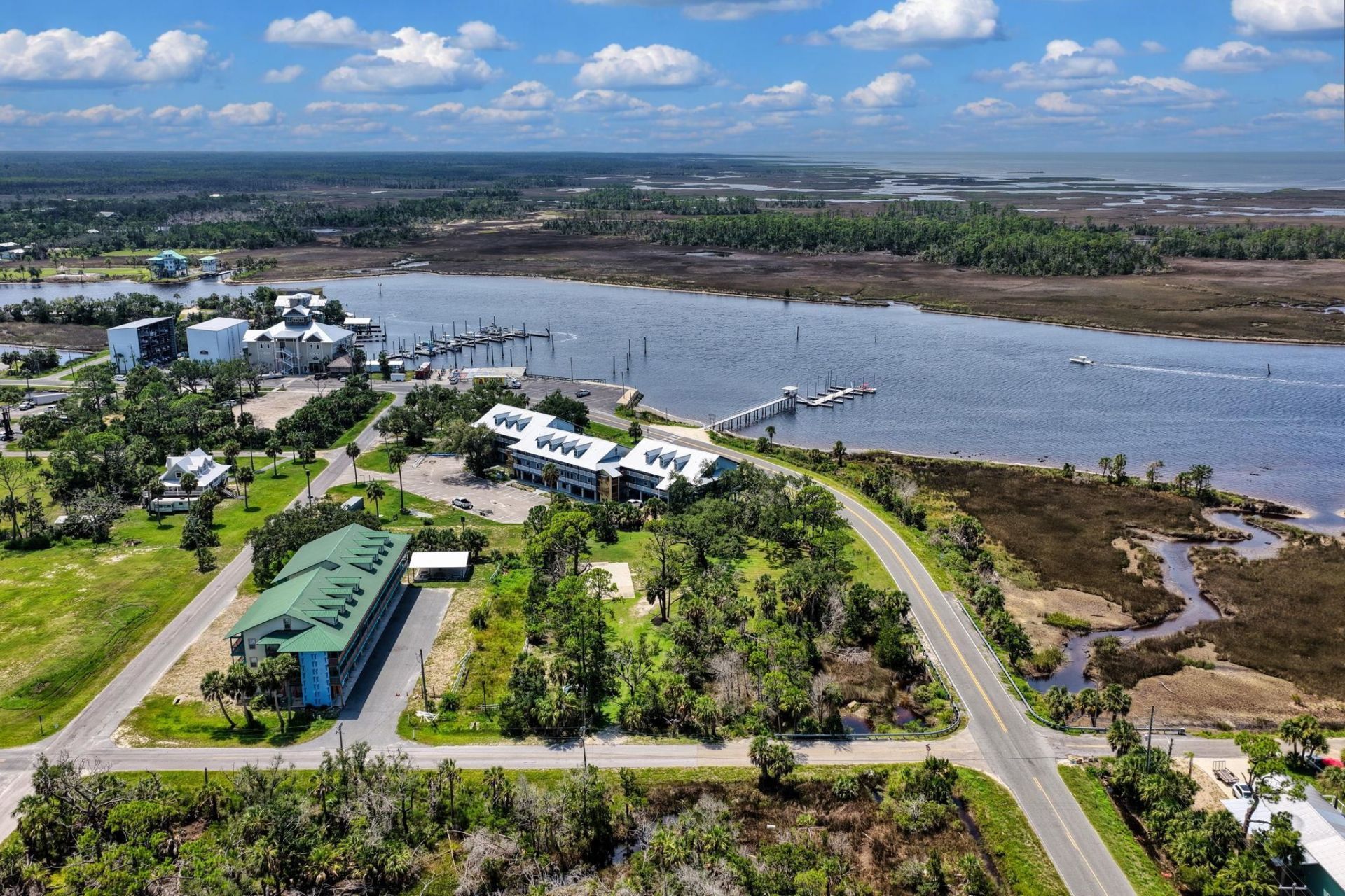 8 NW Second Street , Steinhatchee, FL 00000 Photo