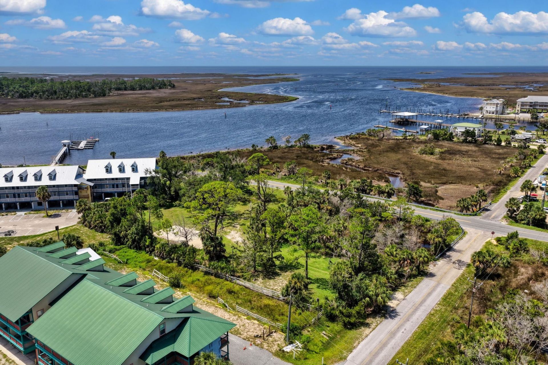 8 NW Second Street , Steinhatchee, FL 00000 Photo