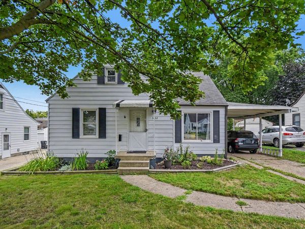 3658 Badger Avenue SW, Wyoming, MI 49509