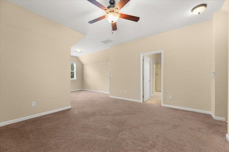 217 Trillium Avenue Photo 12