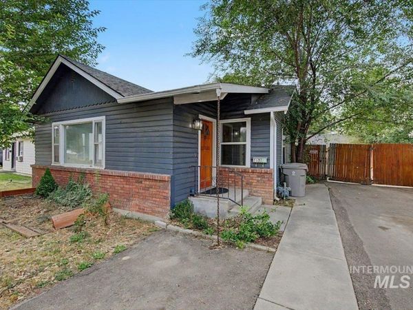 215 Shoshone, Nampa, ID 83651