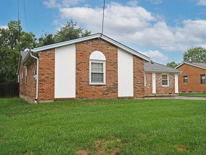 1925 Fullerton Drive, Cincinnati, OH 45240 Photo 2