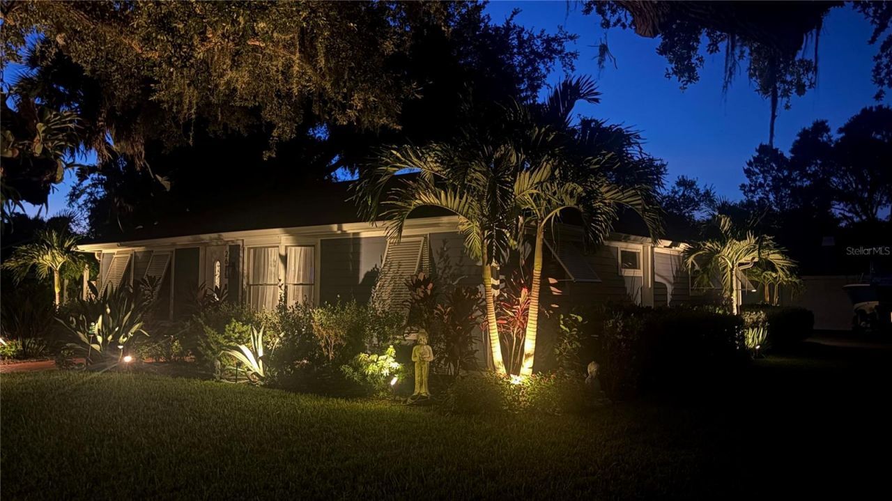 2635 Hyde Park Street, Sarasota, FL 34239 Photo