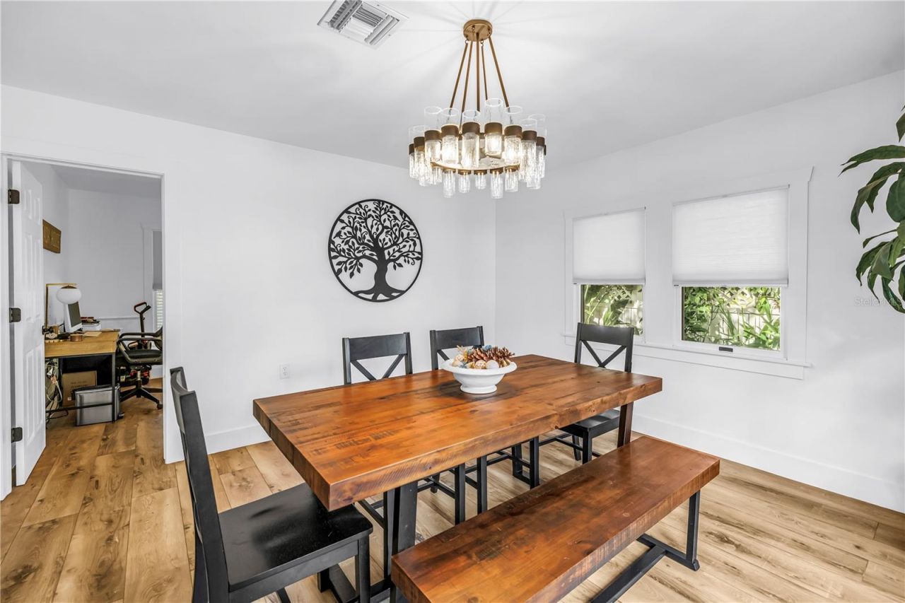 2635 Hyde Park Street, Sarasota, FL 34239 Photo