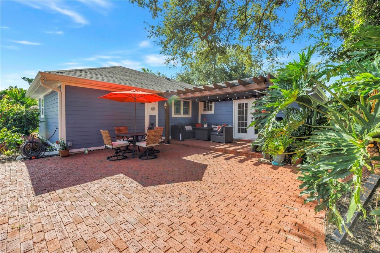 2635 Hyde Park Street, Sarasota, FL 34239 Photo