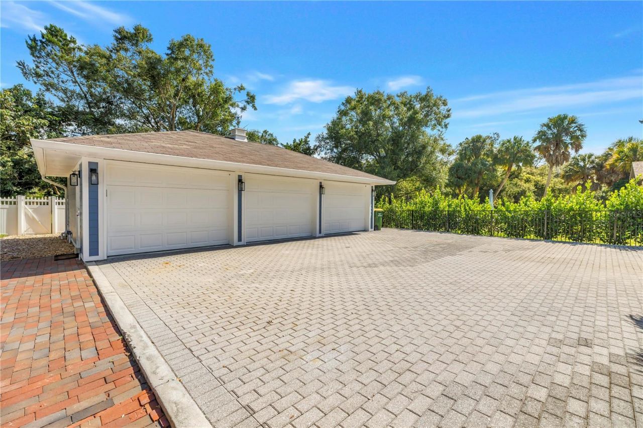 2635 Hyde Park Street, Sarasota, FL 34239 Photo