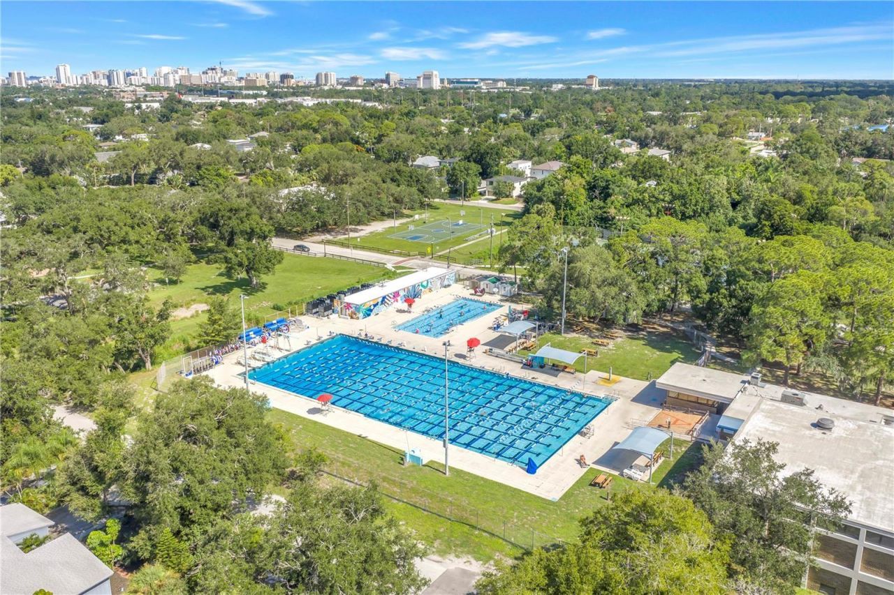 2635 Hyde Park Street, Sarasota, FL 34239 Photo