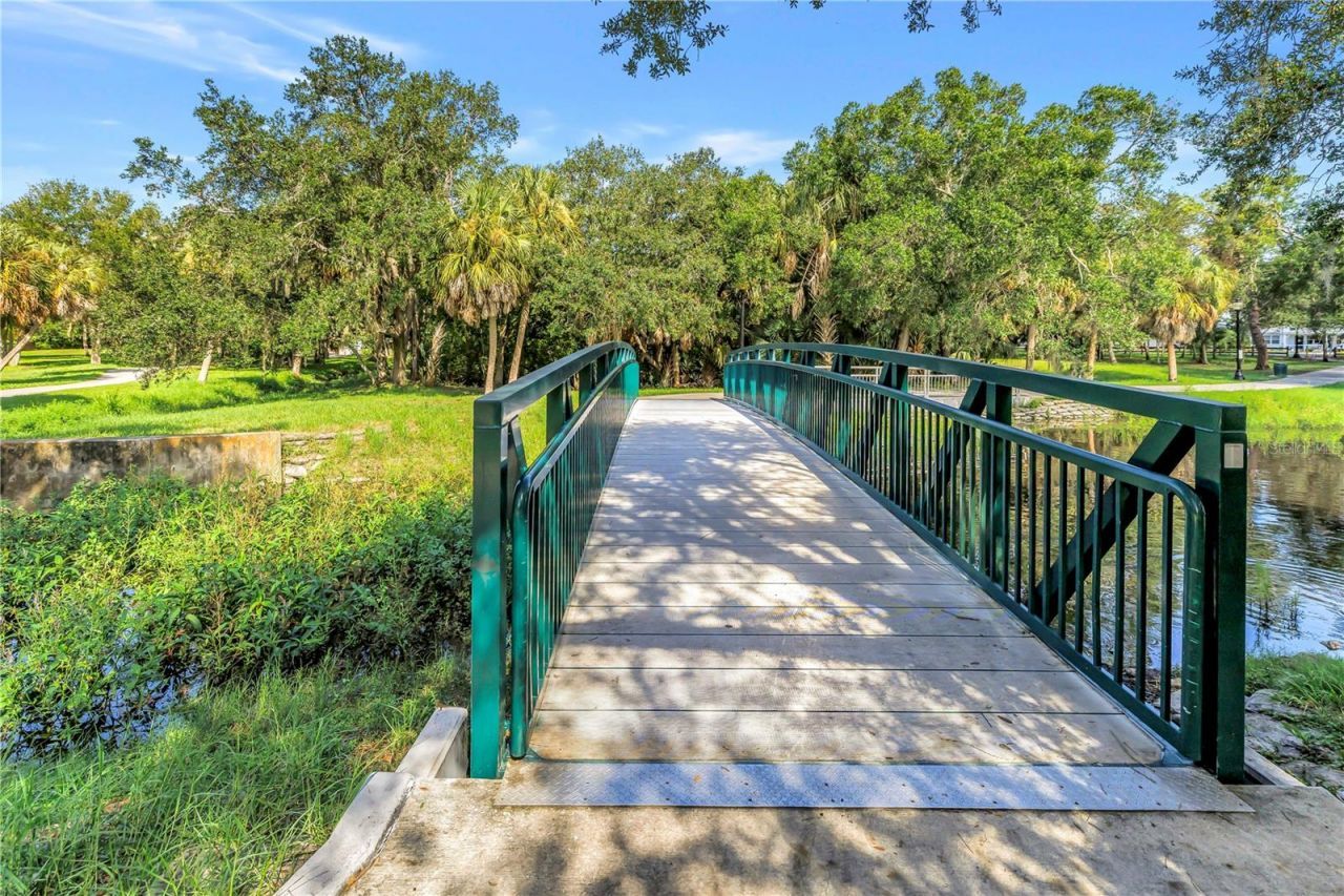 2635 Hyde Park Street, Sarasota, FL 34239 Photo
