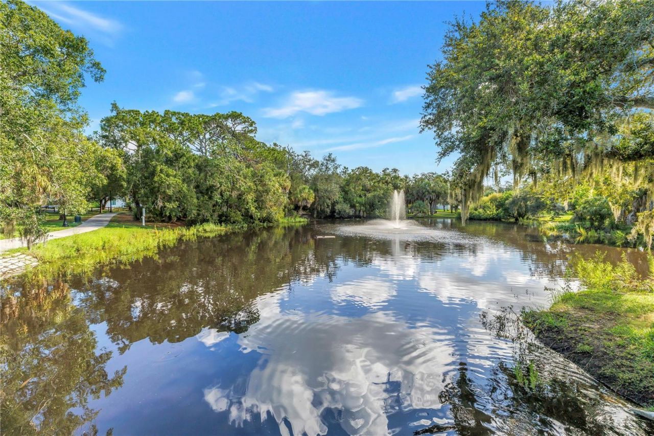 2635 Hyde Park Street, Sarasota, FL 34239 Photo