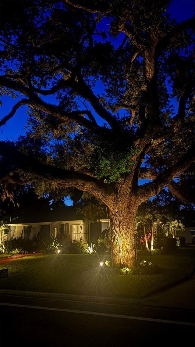 2635 Hyde Park Street, Sarasota, FL 34239 Photo