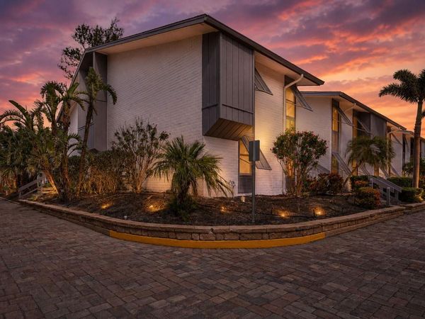 1141 W PEPPERTREE DRIVE , Unit 1141, SARASOTA, FL 34242