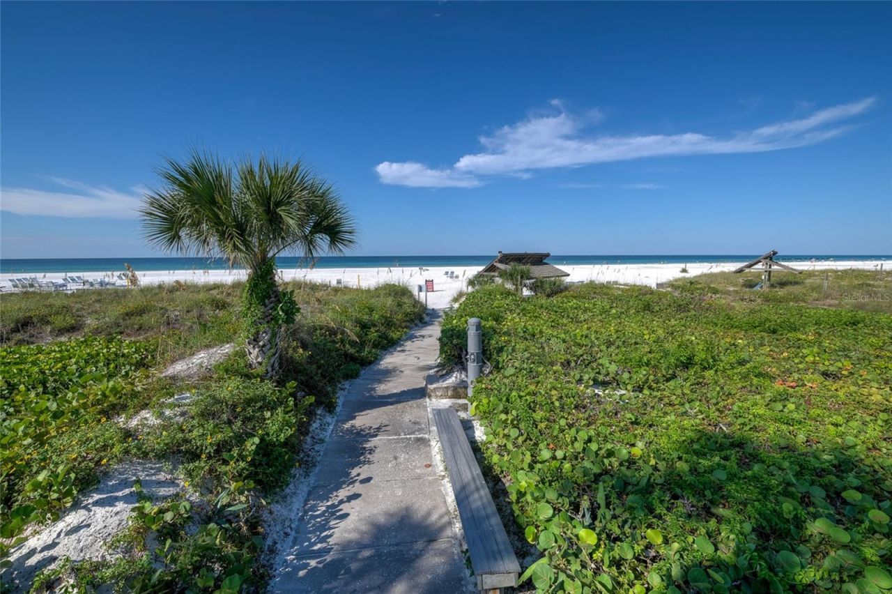 1141 W Peppertree Drive, Unit 1141, Sarasota, FL 34242 Photo