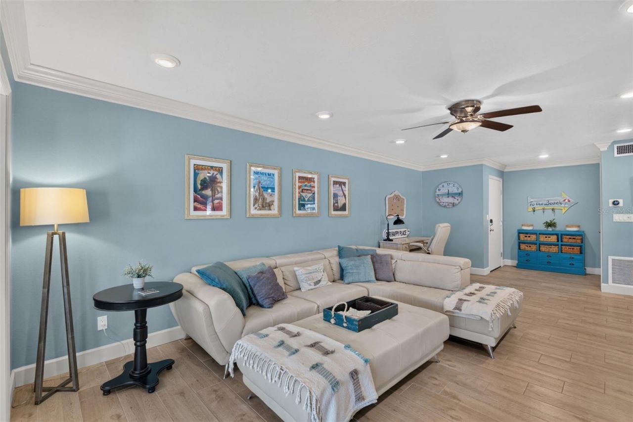1141 W Peppertree Drive, Unit 1141, Sarasota, FL 34242 Photo