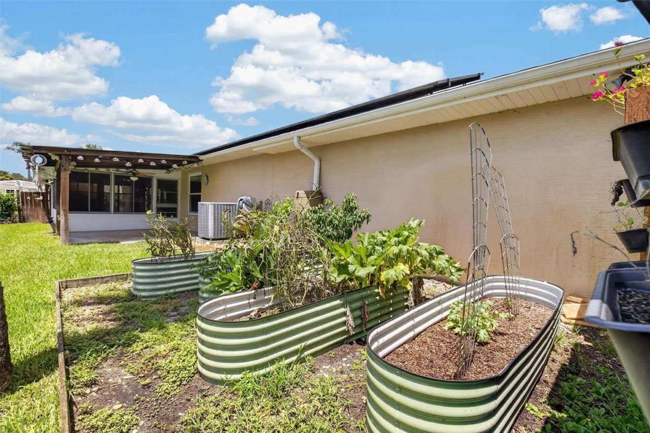 1102 12th Street, Edgewater, FL 32132 Photo