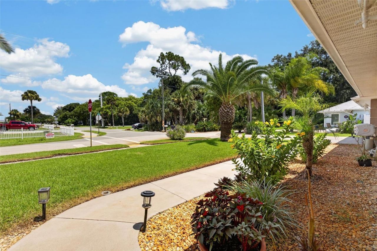 1102 12th Street, Edgewater, FL 32132 Photo