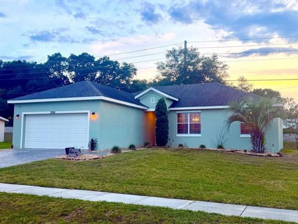 33911 EMERALD POND LOOP , LEESBURG, FL 34788
