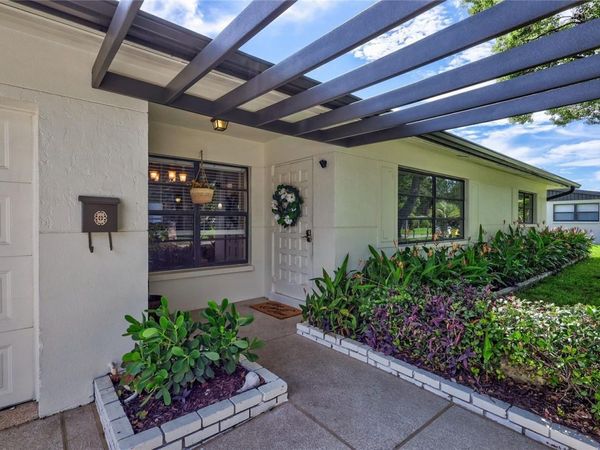 8532 KUMQUAT AVENUE , SEMINOLE, FL 33777