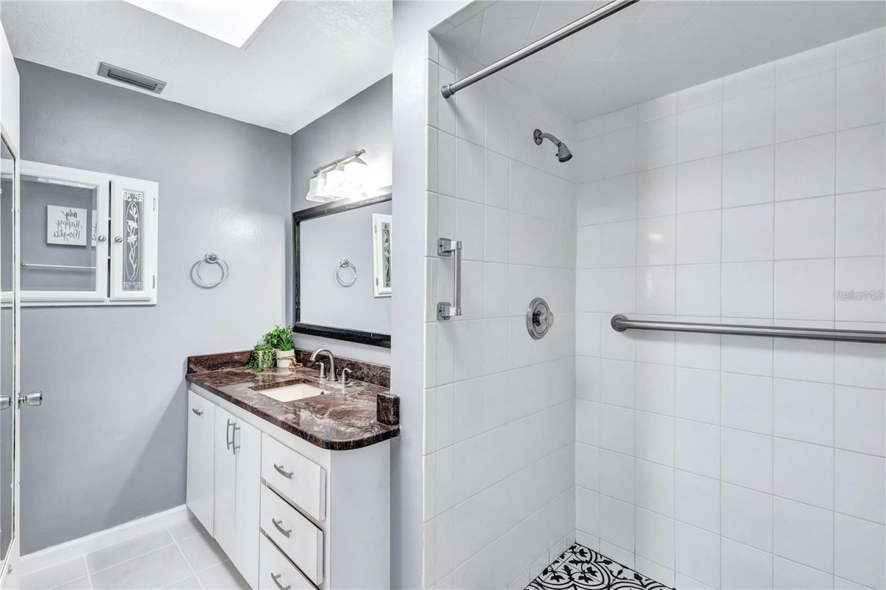 8532 Kumquat Avenue , Seminole, FL 33777 Photo