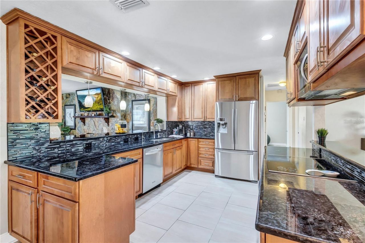 8532 Kumquat Avenue , Seminole, FL 33777 Photo