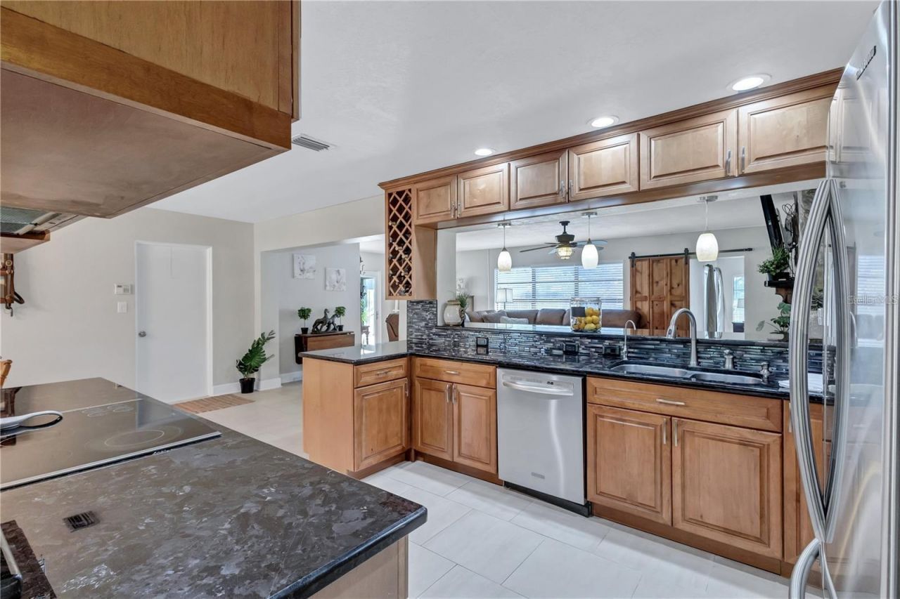 8532 Kumquat Avenue , Seminole, FL 33777 Photo