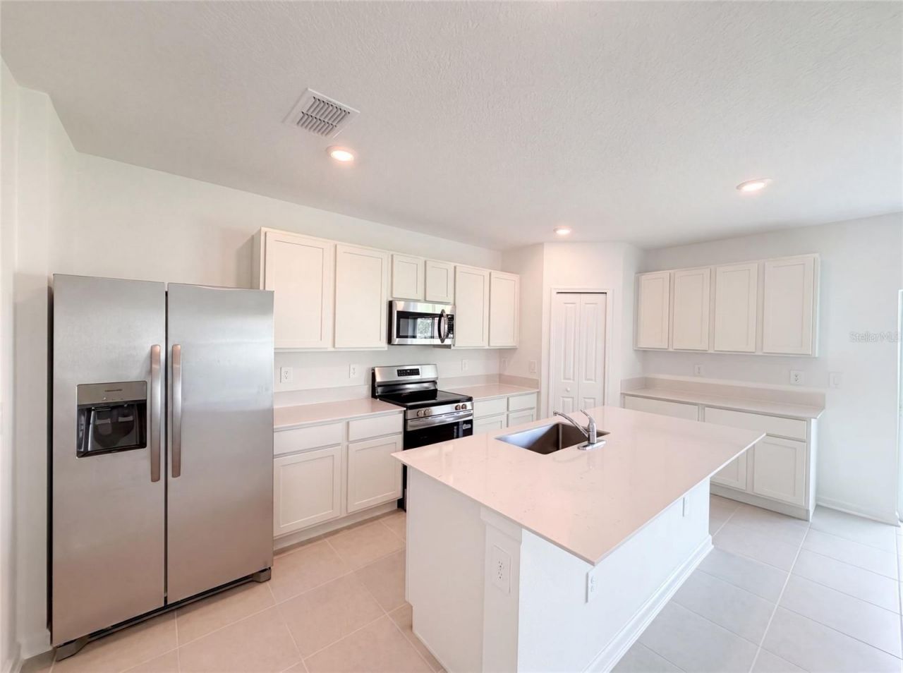 2142 Lasso Loop, Eagle Lake, FL 33839 Photo