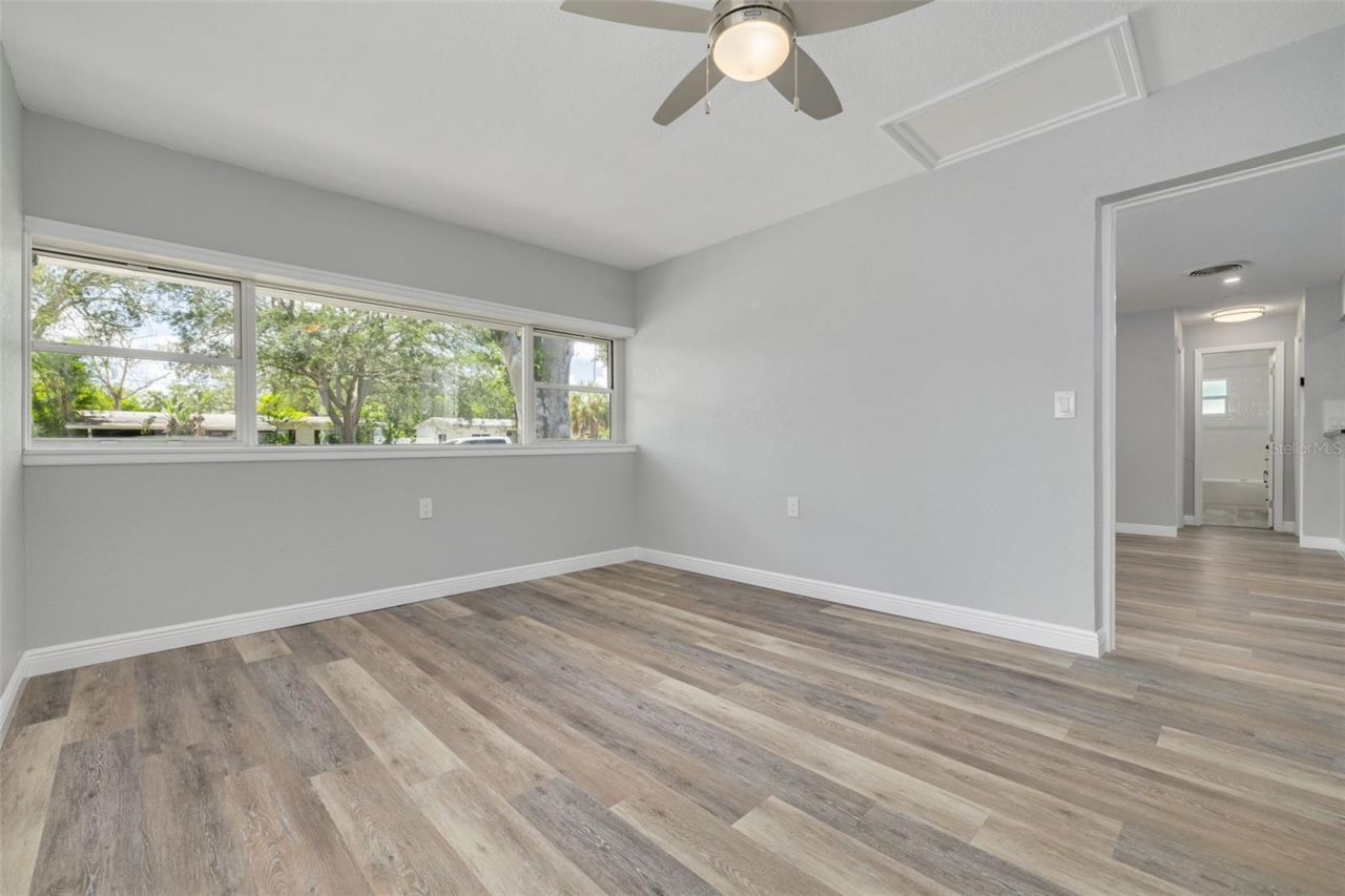 4227 Harrisburg Street Ne, Saint Petersburg, FL 33703 Photo