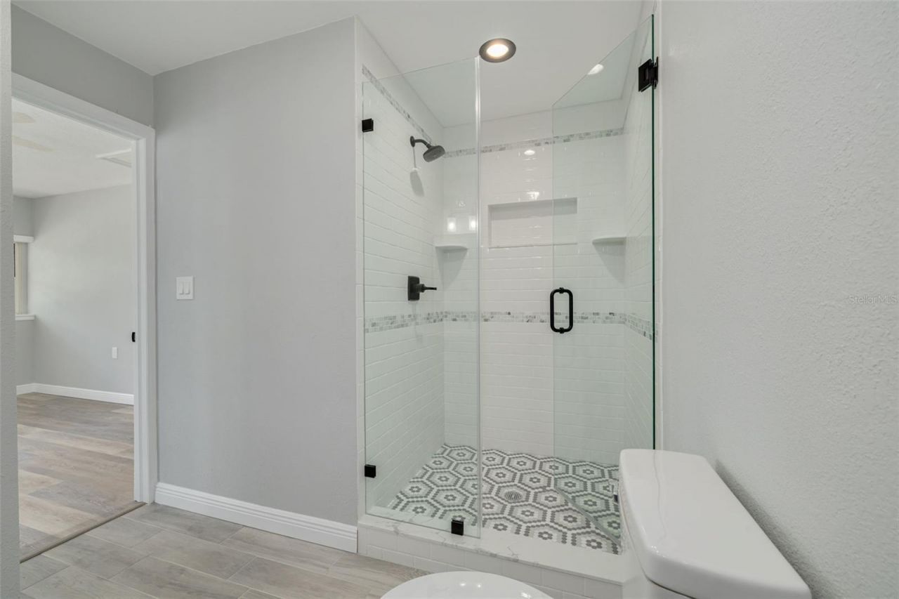 4227 Harrisburg Street Ne, Saint Petersburg, FL 33703 Photo