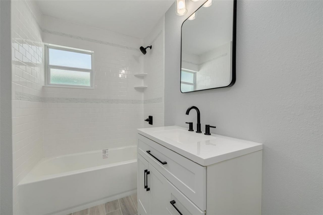 4227 Harrisburg Street Ne, Saint Petersburg, FL 33703 Photo