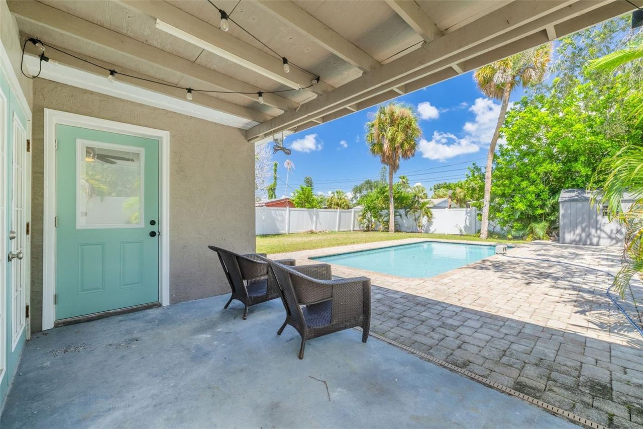 4227 Harrisburg Street Ne, Saint Petersburg, FL 33703 Photo