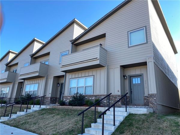 2618 N Ward Drive , Fayetteville, AR 72704