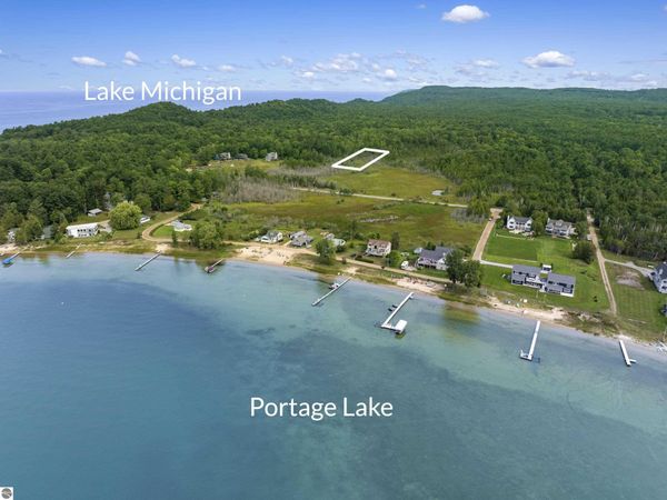 Seymour Street, Onekama, MI 49675