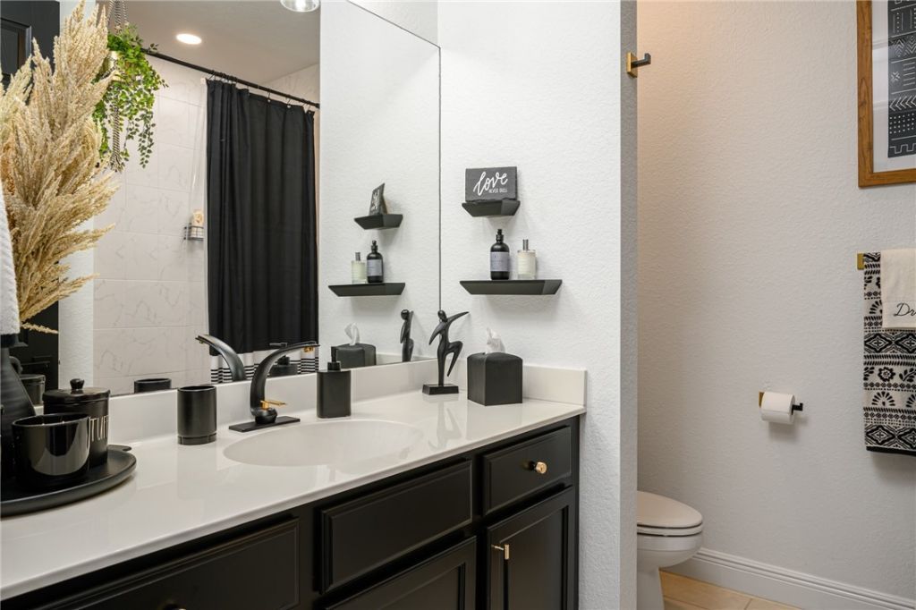 2755 65th Drive, Unit 104, Vero Beach, FL 32966 Photo