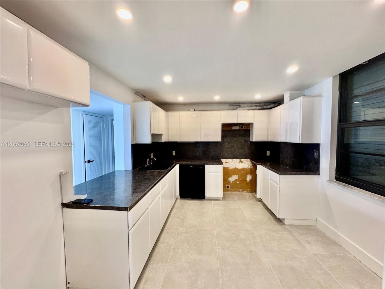 911 Ocean Dr , Unit 503, Juno Beach, FL 33408 Photo