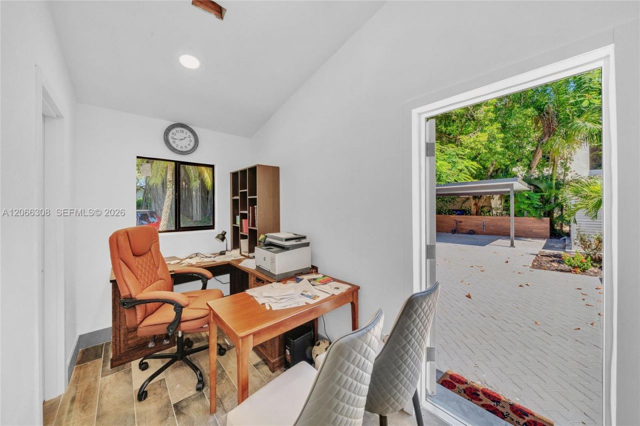 5811 SW 33rd Ter , Hollywood, FL 33312 Photo