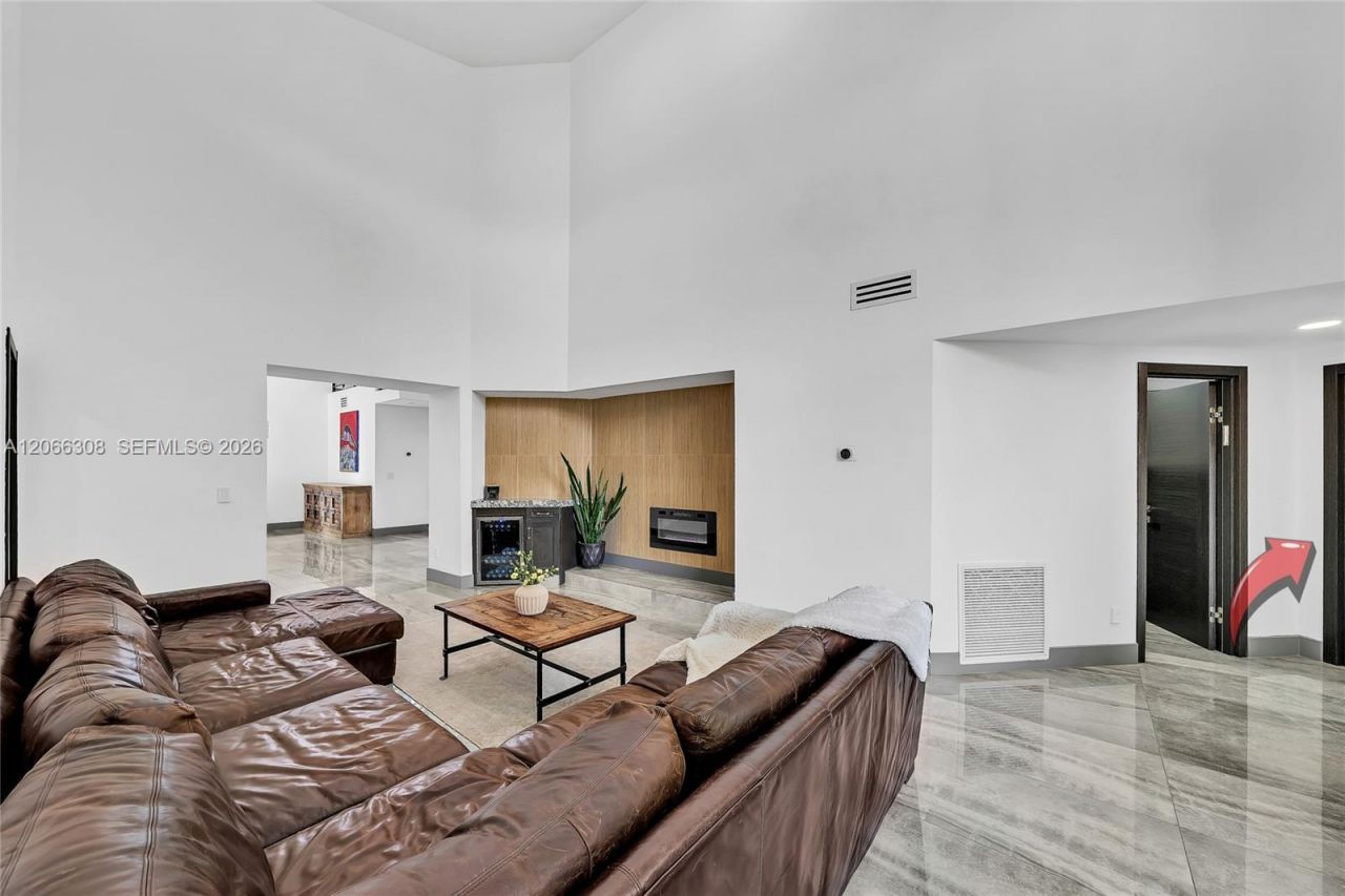 5811 SW 33rd Ter , Hollywood, FL 33312 Photo