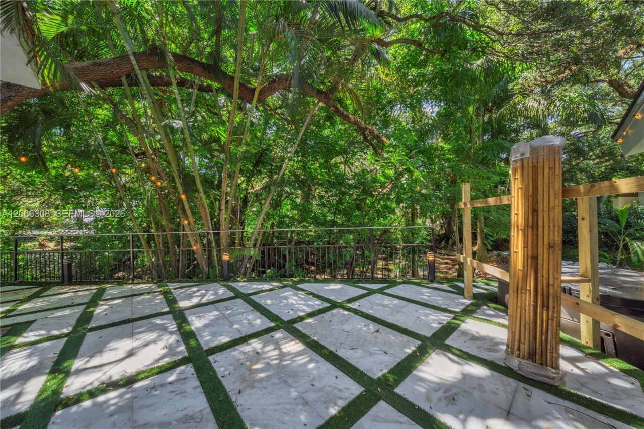 5811 SW 33rd Ter , Hollywood, FL 33312 Photo