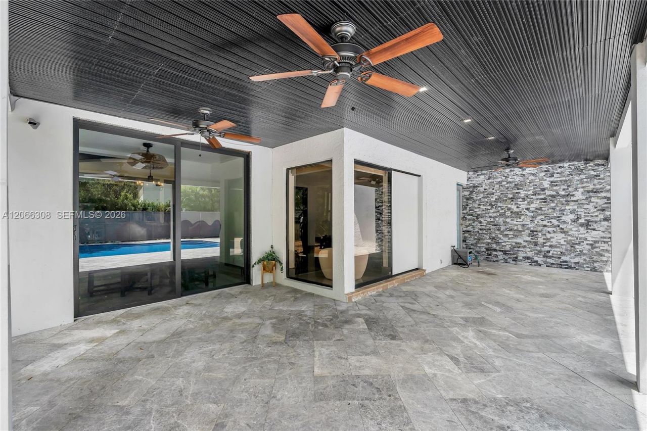 5811 SW 33rd Ter , Hollywood, FL 33312 Photo