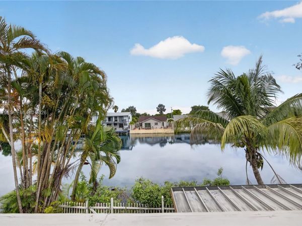 8210 SW 96th Ct , Miami, FL 33173