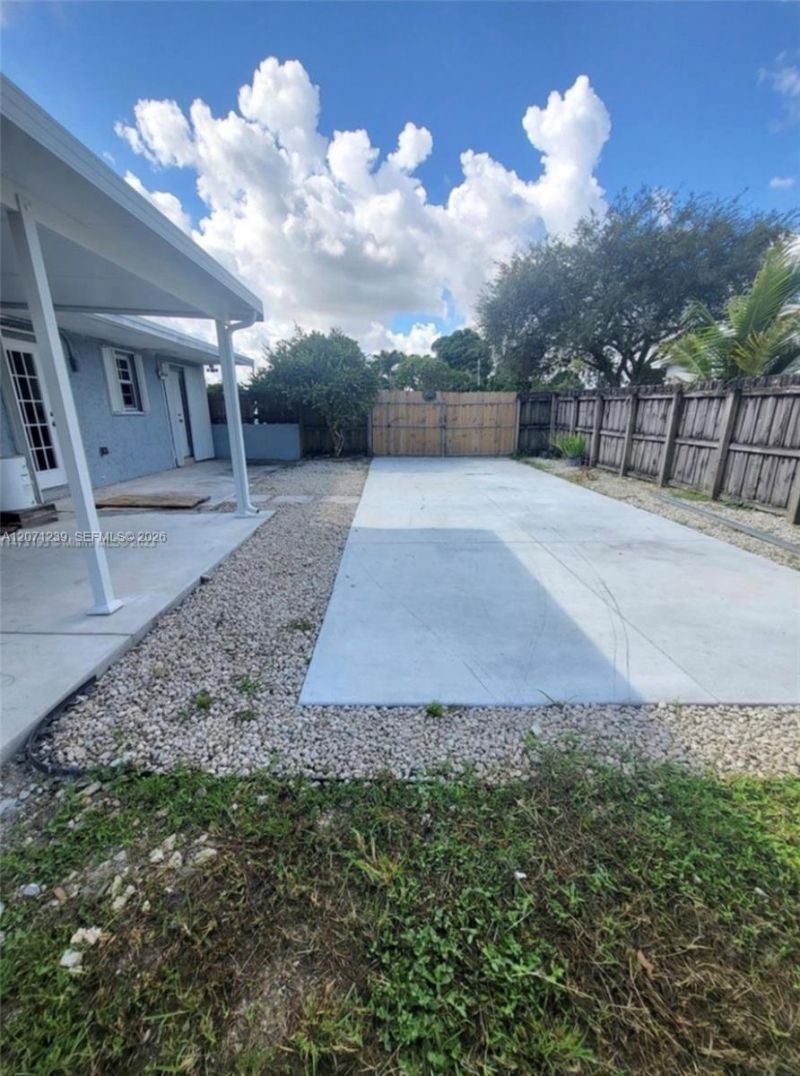7031 Taylor St , Hollywood, FL 33024 Photo