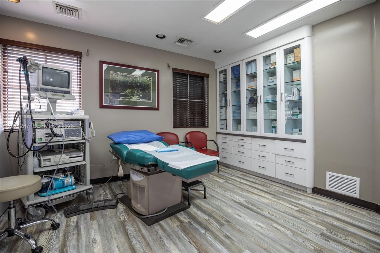 7765 SW 87th Ave , Unit 212A, Miami, FL 33173 Photo
