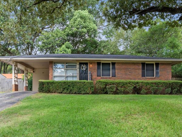 1453 Mamie Dr, Mobile, AL 36618