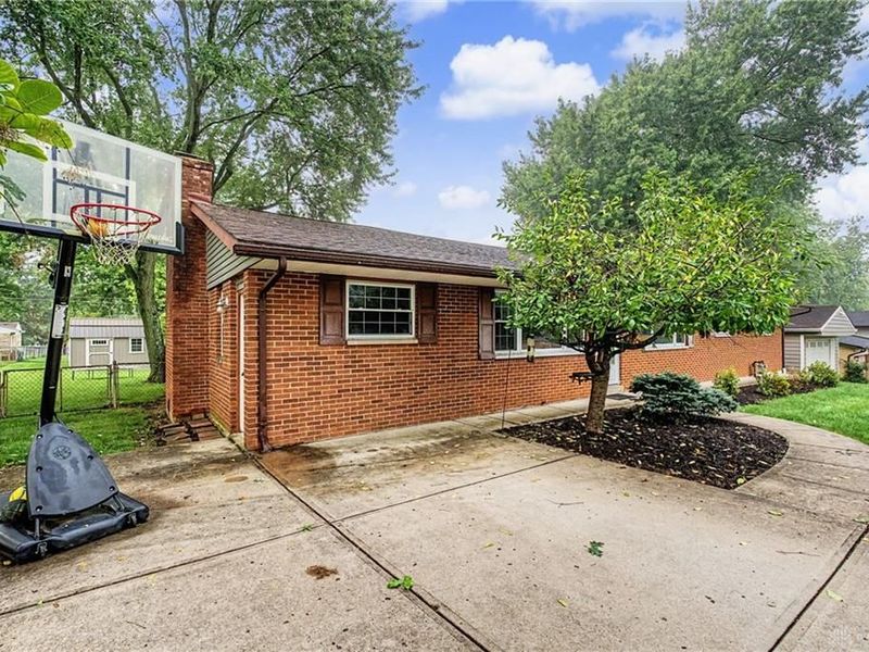 2863 Crone Road, Dayton, OH 45434 Photo 7