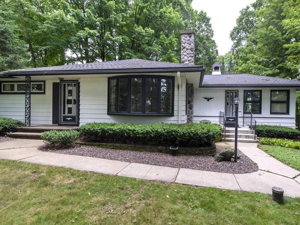 755 Adelmann AVENUE, Brookfield, WI 53045